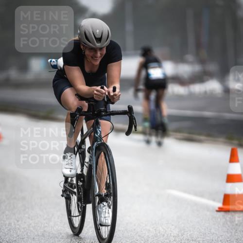 16.08.2026 - KN Förde Triathlon 2026 H.Heesch http://msf.ph/oto/9970581 16.08.2026 09:54:36 Radfahren 135, 232, 264 meine-sportfotos.de