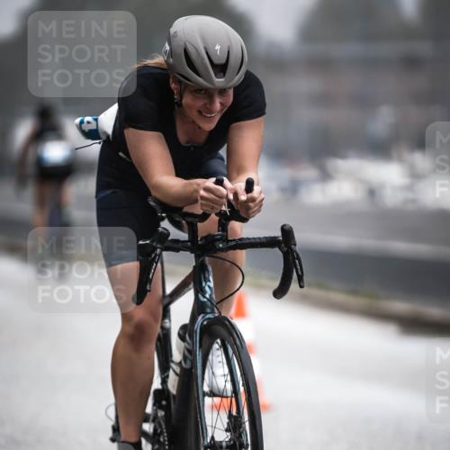 16.08.2026 - KN Förde Triathlon 2026 H.Heesch http://msf.ph/oto/9970587 16.08.2026 09:54:36 Radfahren 135, 232, 264 meine-sportfotos.de