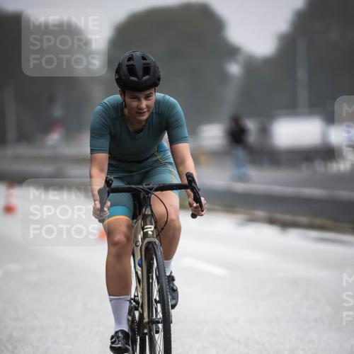 16.08.2026 - KN Förde Triathlon 2026 H.Heesch http://msf.ph/oto/9970598 16.08.2026 09:54:38 Radfahren 135, 232 meine-sportfotos.de