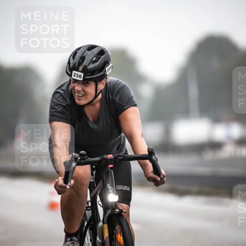 16.08.2026 - KN Förde Triathlon 2026 H.Heesch http://msf.ph/oto/9970697 16.08.2026 09:54:56 Radfahren 193, 199, 205, 247, 256 meine-sportfotos.de