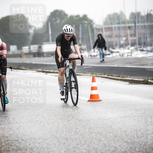 16.08.2026 - KN Förde Triathlon 2026 H.Heesch http://msf.ph/oto/9970717 16.08.2026 09:55:01 Radfahren 125, 214 meine-sportfotos.de