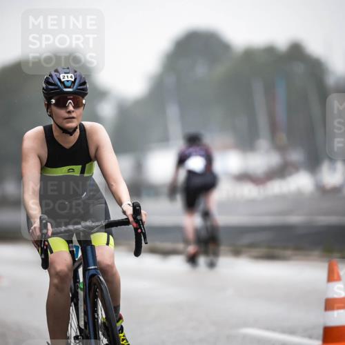 16.08.2026 - KN Förde Triathlon 2026 H.Heesch http://msf.ph/oto/9970743 16.08.2026 09:55:04 Radfahren 125, 214 meine-sportfotos.de