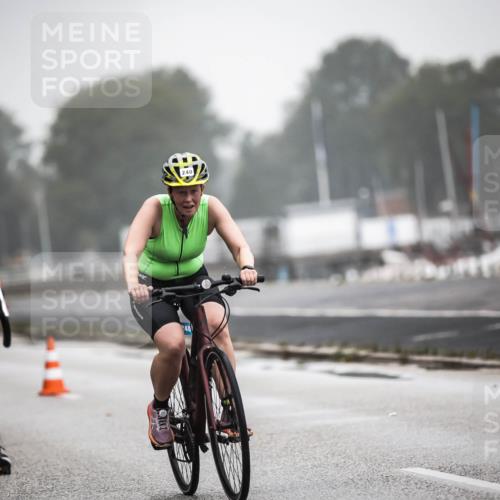 16.08.2026 - KN Förde Triathlon 2026 H.Heesch http://msf.ph/oto/9970750 16.08.2026 09:55:20 Radfahren 112, 235, 240 meine-sportfotos.de