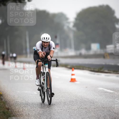 16.08.2026 - KN Förde Triathlon 2026 H.Heesch http://msf.ph/oto/9970824 16.08.2026 09:55:58 Radfahren 131, 216, 226 meine-sportfotos.de
