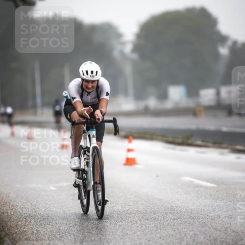 16.08.2026 - KN Förde Triathlon 2026 H.Heesch http://msf.ph/oto/9970827 16.08.2026 09:55:58 Radfahren 131, 216, 226 meine-sportfotos.de