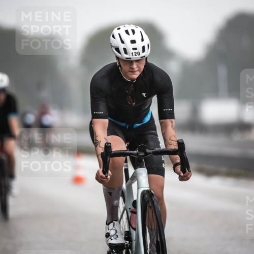 16.08.2026 - KN Förde Triathlon 2026 H.Heesch http://msf.ph/oto/9970886 16.08.2026 09:56:08 Radfahren 197, 202, 229 meine-sportfotos.de