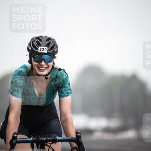 16.08.2026 - KN Förde Triathlon 2026 H.Heesch http://msf.ph/oto/9970902 16.08.2026 09:56:11 Radfahren 195, 197, 202, 229, 254, 805 meine-sportfotos.de