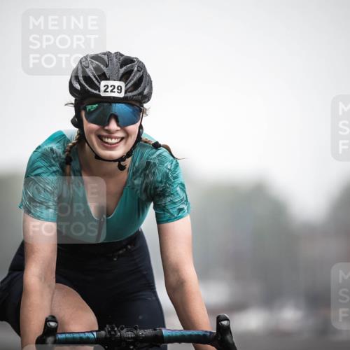 16.08.2026 - KN Förde Triathlon 2026 H.Heesch http://msf.ph/oto/9970905 16.08.2026 09:56:11 Radfahren 195, 197, 202, 229, 254, 805 meine-sportfotos.de