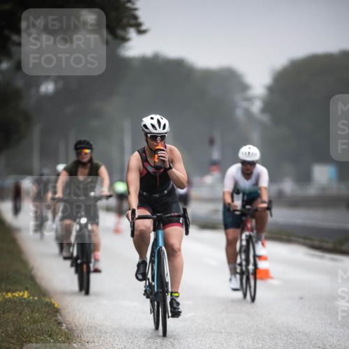 16.08.2026 - KN Förde Triathlon 2026 H.Heesch http://msf.ph/oto/9970961 16.08.2026 09:56:26 Radfahren 108, 172, 225, 261 meine-sportfotos.de
