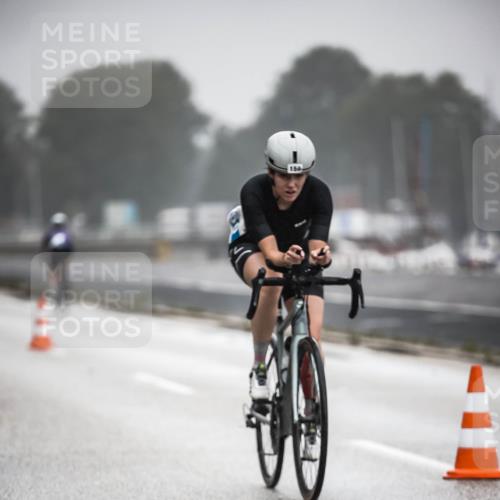 16.08.2026 - KN Förde Triathlon 2026 H.Heesch http://msf.ph/oto/9971049 16.08.2026 09:56:53 Radfahren 145, 153, 222 meine-sportfotos.de