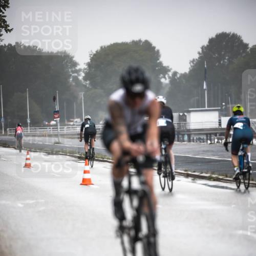 16.08.2026 - KN Förde Triathlon 2026 H.Heesch http://msf.ph/oto/9971084 16.08.2026 09:57:20 Radfahren 124, 182 meine-sportfotos.de