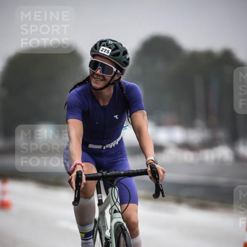 16.08.2026 - KN Förde Triathlon 2026 H.Heesch http://msf.ph/oto/9971238 16.08.2026 09:58:56 Radfahren 138, 156, 174, 254, 265 meine-sportfotos.de
