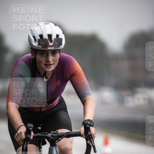 16.08.2026 - KN Förde Triathlon 2026 H.Heesch http://msf.ph/oto/9971264 16.08.2026 09:58:58 Radfahren 138, 156, 174, 254 meine-sportfotos.de