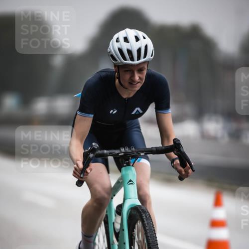 16.08.2026 - KN Förde Triathlon 2026 H.Heesch http://msf.ph/oto/9971310 16.08.2026 09:59:22 Radfahren 201, 268 meine-sportfotos.de