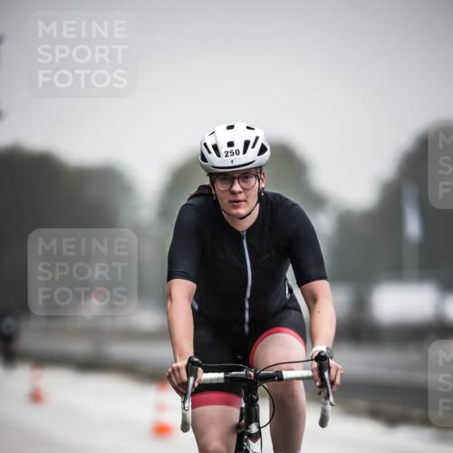 16.08.2026 - KN Förde Triathlon 2026 H.Heesch http://msf.ph/oto/9971398 16.08.2026 10:00:06 Radfahren 244, 250 meine-sportfotos.de