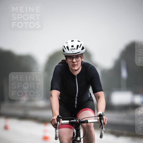 16.08.2026 - KN Förde Triathlon 2026 H.Heesch http://msf.ph/oto/9971399 16.08.2026 10:00:06 Radfahren 244, 250 meine-sportfotos.de