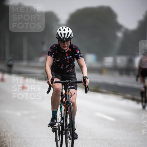 16.08.2026 - KN Förde Triathlon 2026 H.Heesch http://msf.ph/oto/9971544 16.08.2026 10:00:43 Radfahren 200, 242, 246, 248 meine-sportfotos.de