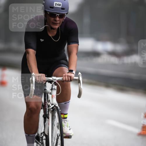 16.08.2026 - KN Förde Triathlon 2026 H.Heesch http://msf.ph/oto/9971581 16.08.2026 10:00:47 Radfahren 200, 246, 248 meine-sportfotos.de