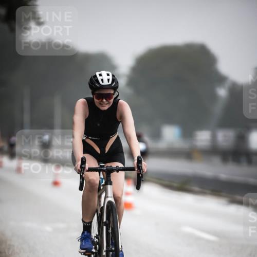 16.08.2026 - KN Förde Triathlon 2026 H.Heesch http://msf.ph/oto/9971589 16.08.2026 10:00:56 Radfahren 228, 238, 243 meine-sportfotos.de
