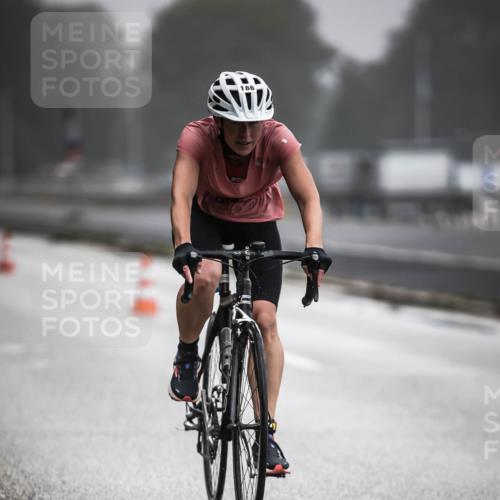 16.08.2026 - KN Förde Triathlon 2026 H.Heesch http://msf.ph/oto/9971635 16.08.2026 10:01:02 Radfahren 212, 243 meine-sportfotos.de