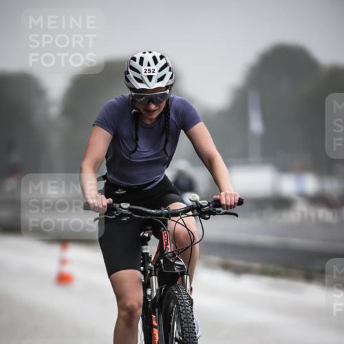 16.08.2026 - KN Förde Triathlon 2026 H.Heesch http://msf.ph/oto/9971694 16.08.2026 10:01:24 Radfahren 217, 252 meine-sportfotos.de