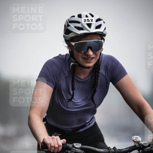 16.08.2026 - KN Förde Triathlon 2026 H.Heesch http://msf.ph/oto/9971710 16.08.2026 10:01:25 Radfahren 217, 252 meine-sportfotos.de