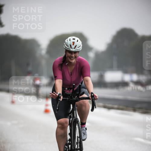 16.08.2026 - KN Förde Triathlon 2026 H.Heesch http://msf.ph/oto/9971865 16.08.2026 10:02:35 Radfahren 126, 236 meine-sportfotos.de