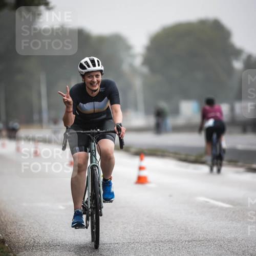 16.08.2026 - KN Förde Triathlon 2026 H.Heesch http://msf.ph/oto/9971947 16.08.2026 10:03:14 Radfahren 152, 193, 232 meine-sportfotos.de