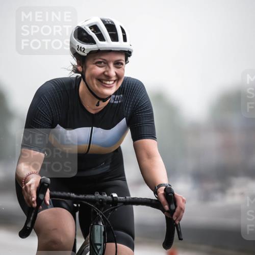 16.08.2026 - KN Förde Triathlon 2026 H.Heesch http://msf.ph/oto/9971971 16.08.2026 10:03:15 Radfahren 152, 193, 232, 244 meine-sportfotos.de