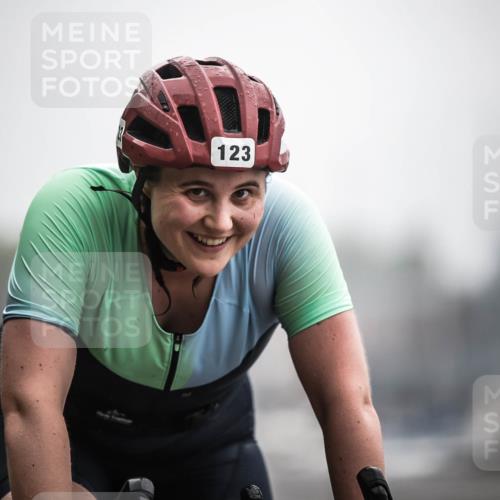 16.08.2026 - KN Förde Triathlon 2026 H.Heesch http://msf.ph/oto/9971995 16.08.2026 10:03:21 Radfahren 241, 244 meine-sportfotos.de