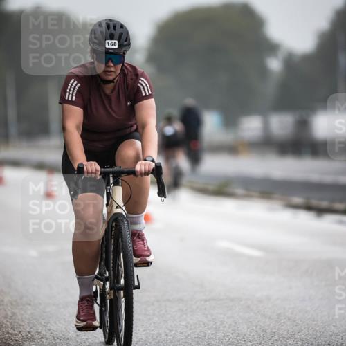 16.08.2026 - KN Förde Triathlon 2026 H.Heesch http://msf.ph/oto/9972007 16.08.2026 10:03:33 Radfahren  meine-sportfotos.de