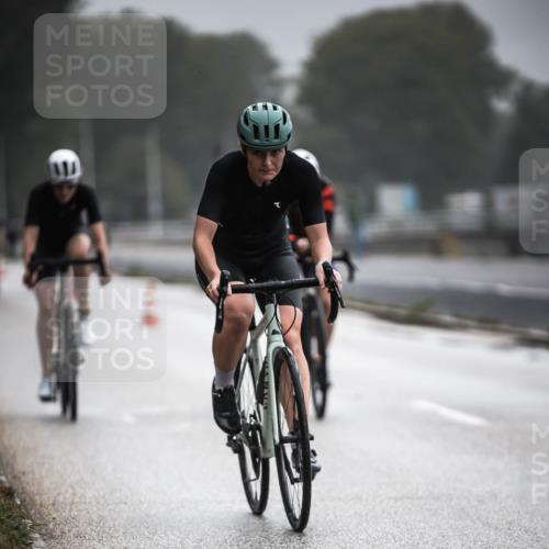 16.08.2026 - KN Förde Triathlon 2026 H.Heesch http://msf.ph/oto/9972075 16.08.2026 10:04:04 Radfahren 226, 240 meine-sportfotos.de