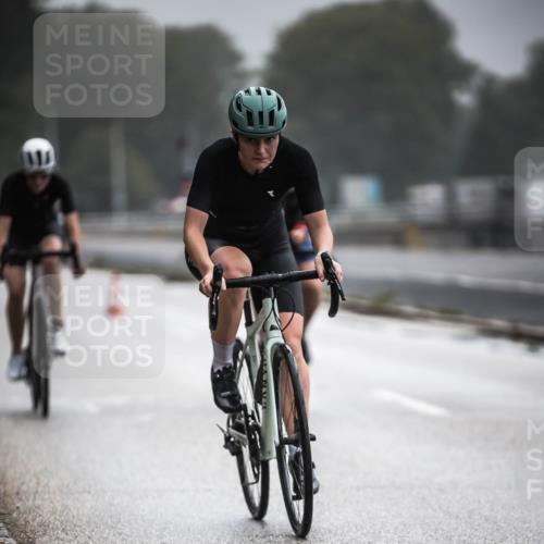 16.08.2026 - KN Förde Triathlon 2026 H.Heesch http://msf.ph/oto/9972077 16.08.2026 10:04:04 Radfahren 226, 240 meine-sportfotos.de
