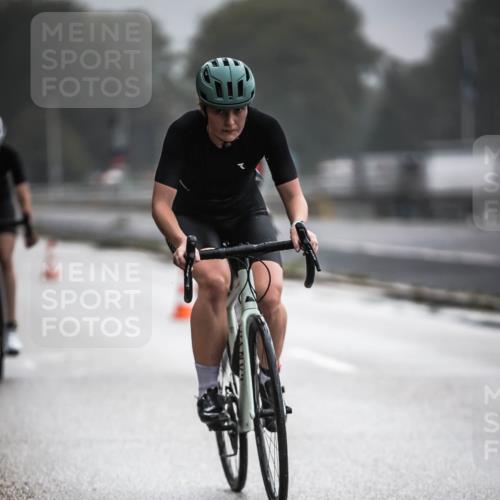 16.08.2026 - KN Förde Triathlon 2026 H.Heesch http://msf.ph/oto/9972080 16.08.2026 10:04:04 Radfahren 226, 240 meine-sportfotos.de