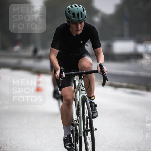 16.08.2026 - KN Förde Triathlon 2026 H.Heesch http://msf.ph/oto/9972084 16.08.2026 10:04:05 Radfahren 226, 240 meine-sportfotos.de