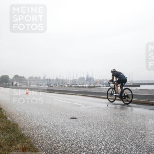16.08.2026 - KN Förde Triathlon 2026 H.Heesch http://msf.ph/oto/9972136 16.08.2026 09:52:29 Radfahren 130, 163, 191, 212, 259 meine-sportfotos.de