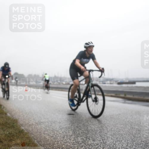 16.08.2026 - KN Förde Triathlon 2026 H.Heesch http://msf.ph/oto/9972145 16.08.2026 09:52:45 Radfahren 129, 242, 253 meine-sportfotos.de