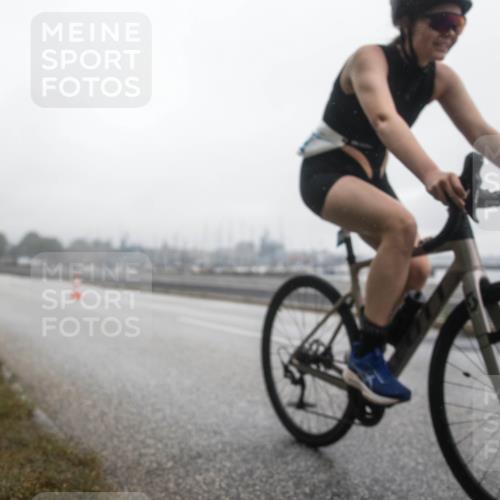 16.08.2026 - KN Förde Triathlon 2026 H.Heesch http://msf.ph/oto/9972308 16.08.2026 10:00:59 Radfahren 228, 238, 243 meine-sportfotos.de