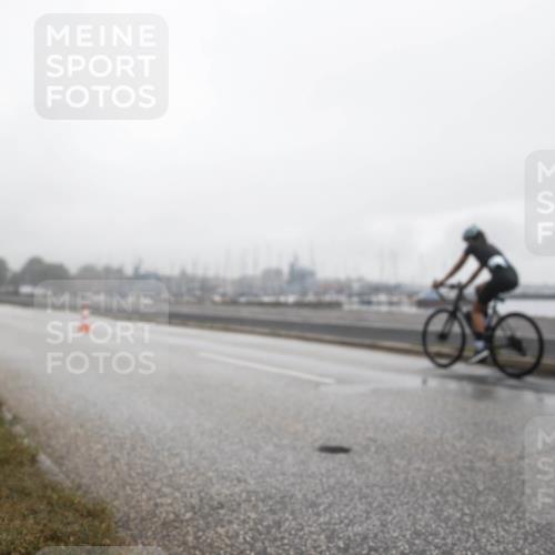 16.08.2026 - KN Förde Triathlon 2026 H.Heesch http://msf.ph/oto/9972309 16.08.2026 10:01:02 Radfahren 212, 243 meine-sportfotos.de