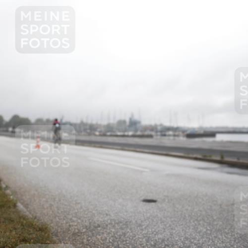 16.08.2026 - KN Förde Triathlon 2026 H.Heesch http://msf.ph/oto/9972349 16.08.2026 10:03:50 Radfahren 203, 235 meine-sportfotos.de