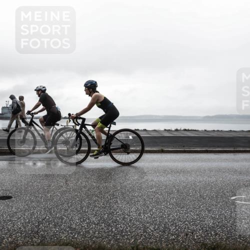 16.08.2026 - KN Förde Triathlon 2026 H.Heesch http://msf.ph/oto/9972393 16.08.2026 10:04:50 Radfahren 128, 132 meine-sportfotos.de