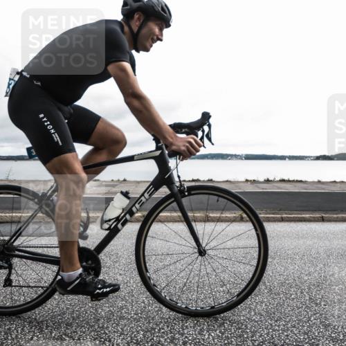 16.08.2026 - KN Förde Triathlon 2026 H.Heesch http://msf.ph/oto/9972733 16.08.2026 11:06:20 Radfahren 339, 363 meine-sportfotos.de