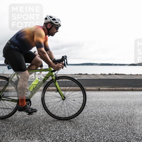 16.08.2026 - KN Förde Triathlon 2026 H.Heesch http://msf.ph/oto/9972742 16.08.2026 11:07:21 Radfahren 302, 306, 322, 328, 345, 348, 371 meine-sportfotos.de