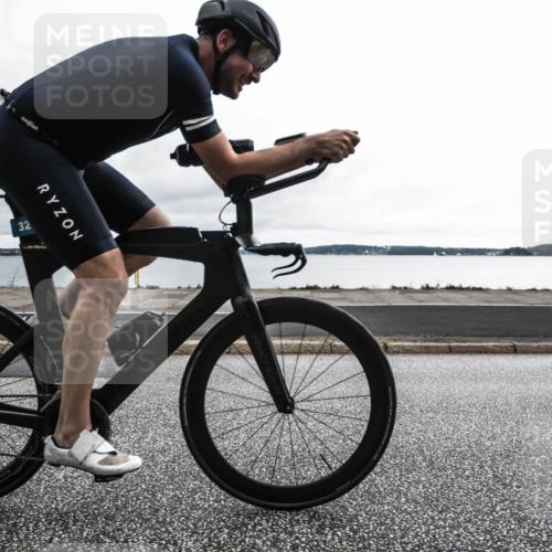 16.08.2026 - KN Förde Triathlon 2026 H.Heesch http://msf.ph/oto/9972747 16.08.2026 11:07:25 Radfahren 302, 322, 328 meine-sportfotos.de