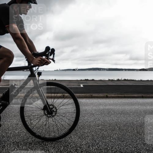 16.08.2026 - KN Förde Triathlon 2026 H.Heesch http://msf.ph/oto/9972834 16.08.2026 11:11:50 Radfahren 305, 368, 373, 377, 398 meine-sportfotos.de