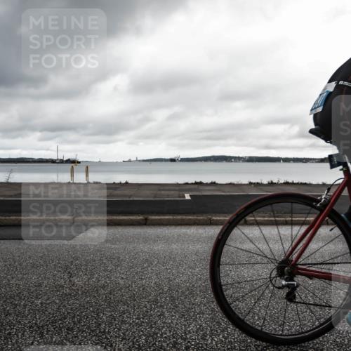 16.08.2026 - KN Förde Triathlon 2026 H.Heesch http://msf.ph/oto/9972839 16.08.2026 11:12:00 Radfahren 337, 357, 369, 370, 389, 393, 397 meine-sportfotos.de