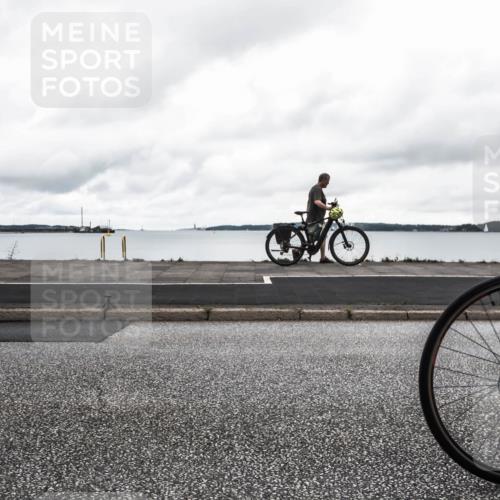 16.08.2026 - KN Förde Triathlon 2026 H.Heesch http://msf.ph/oto/9973006 16.08.2026 11:19:56 Radfahren 318, 321, 349, 369, 382, 383, 389, 417, 435 meine-sportfotos.de