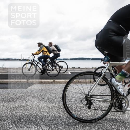 16.08.2026 - KN Förde Triathlon 2026 H.Heesch http://msf.ph/oto/9973165 16.08.2026 11:26:31 Radfahren 328, 374, 432, 803 meine-sportfotos.de