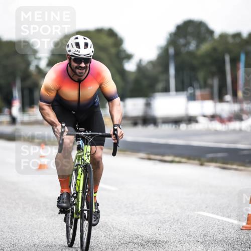 16.08.2026 - KN Förde Triathlon 2026 H.Heesch http://msf.ph/oto/9973296 16.08.2026 11:27:07 Radfahren 311, 334, 345, 371, 382, 435 meine-sportfotos.de