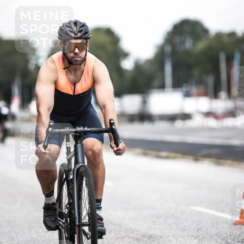 16.08.2026 - KN Förde Triathlon 2026 H.Heesch http://msf.ph/oto/9973305 16.08.2026 11:27:09 Radfahren 311, 334, 345, 371, 382, 435 meine-sportfotos.de